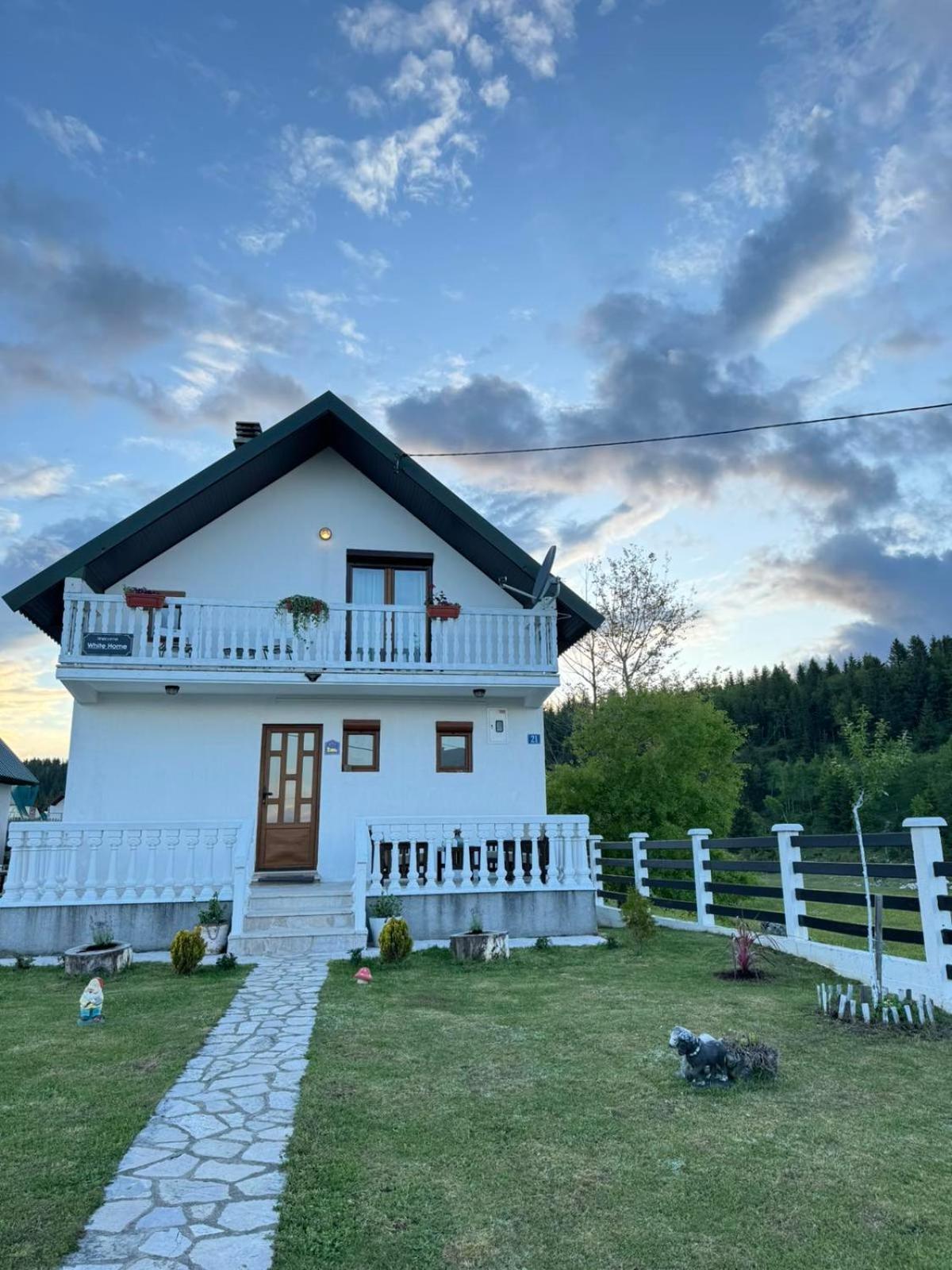 White Home Zabljak  Exterior photo